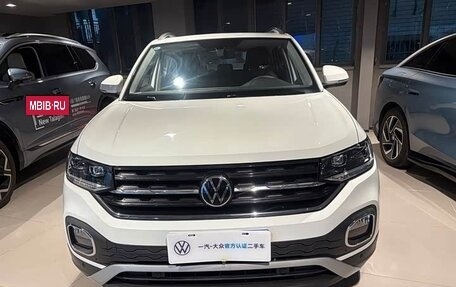 Volkswagen T-Cross I, 2022 год, 1 500 000 рублей, 2 фотография