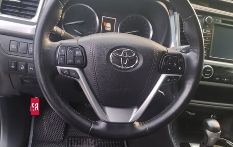 Toyota Highlander III, 2017 год, 3 990 000 рублей, 25 фотография