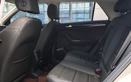 Volkswagen T-Roc I, 2022 год, 1 890 000 рублей, 11 фотография