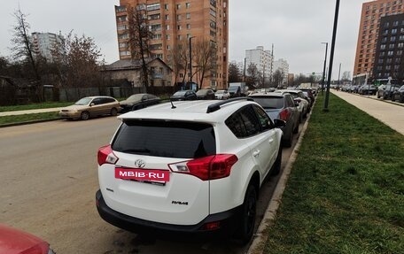Toyota RAV4, 2014 год, 1 670 000 рублей, 3 фотография