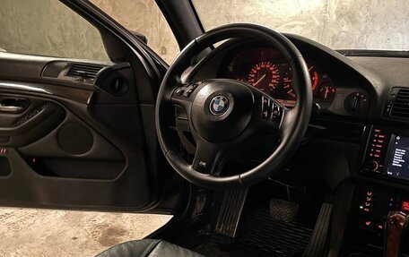 BMW 5 серия, 2003 год, 950 000 рублей, 18 фотография