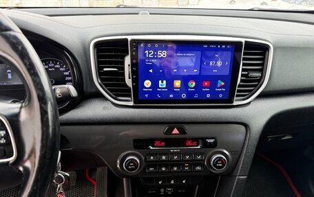 KIA Sportage IV рестайлинг, 2017 год, 2 000 000 рублей, 28 фотография