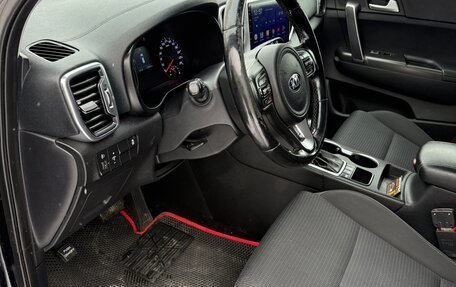 KIA Sportage IV рестайлинг, 2017 год, 2 000 000 рублей, 21 фотография