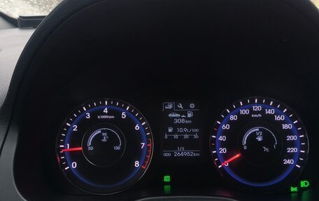 Hyundai i40 I рестайлинг, 2016 год, 910 000 рублей, 12 фотография