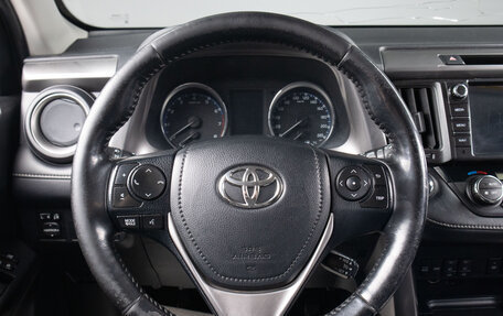 Toyota RAV4, 2017 год, 2 599 000 рублей, 10 фотография