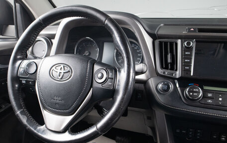 Toyota RAV4, 2017 год, 2 599 000 рублей, 9 фотография