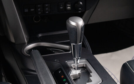 Toyota RAV4, 2017 год, 2 599 000 рублей, 15 фотография