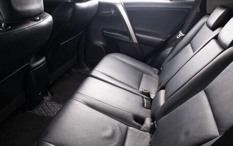 Toyota RAV4, 2017 год, 2 599 000 рублей, 19 фотография