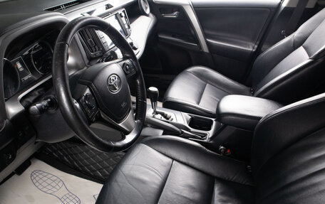 Toyota RAV4, 2017 год, 2 599 000 рублей, 17 фотография