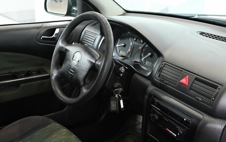 Skoda Octavia IV, 2002 год, 320 000 рублей, 11 фотография