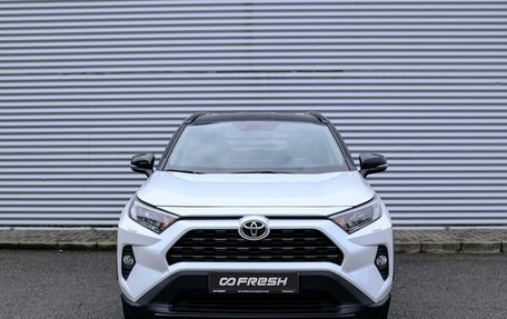 Toyota RAV4, 2020 год, 3 369 000 рублей, 3 фотография