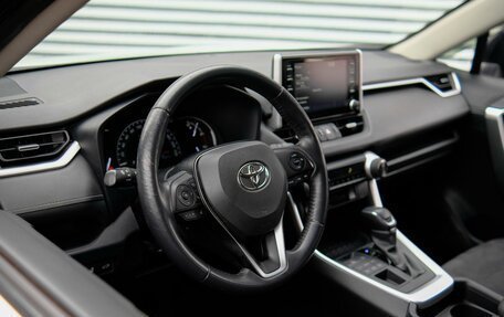 Toyota RAV4, 2020 год, 3 369 000 рублей, 13 фотография