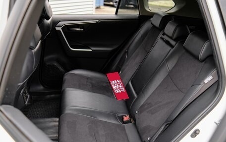 Toyota RAV4, 2020 год, 3 369 000 рублей, 10 фотография