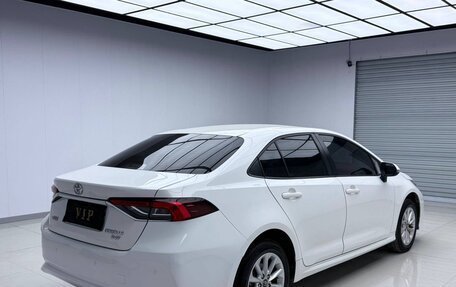 Toyota Corolla, 2021 год, 1 355 000 рублей, 4 фотография