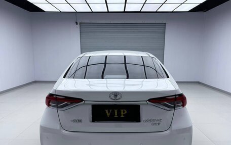 Toyota Corolla, 2021 год, 1 355 000 рублей, 5 фотография