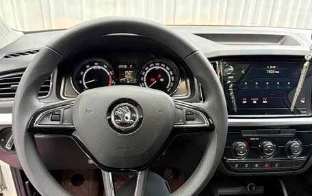 Skoda Kamiq I, 2022 год, 2 000 000 рублей, 15 фотография