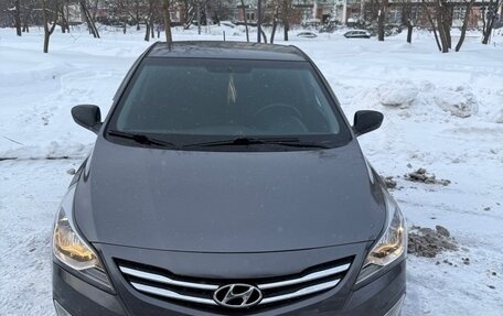 Hyundai Solaris II рестайлинг, 2015 год, 1 250 000 рублей, 1 фотография