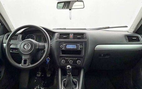 Volkswagen Jetta VI, 2013 год, 839 000 рублей, 7 фотография