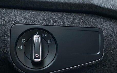 Volkswagen Tiguan II, 2020 год, 2 462 800 рублей, 22 фотография