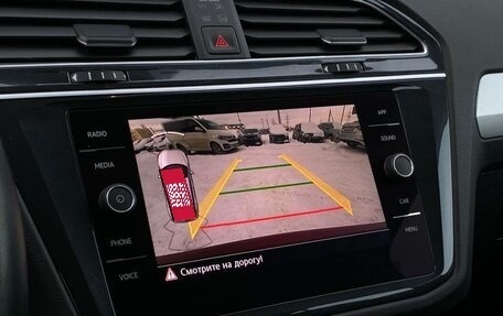 Volkswagen Tiguan II, 2020 год, 2 462 800 рублей, 21 фотография