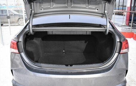 Hyundai Solaris II рестайлинг, 2021 год, 1 049 000 рублей, 11 фотография