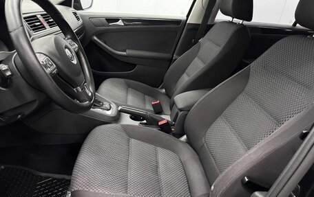 Volkswagen Jetta VI, 2011 год, 820 000 рублей, 19 фотография