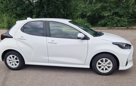 Toyota Yaris, 2020 год, 1 650 000 рублей, 5 фотография