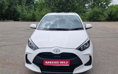 Toyota Yaris, 2020 год, 1 650 000 рублей, 15 фотография