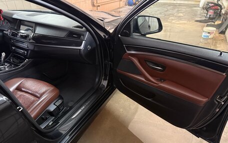 BMW 5 серия, 2010 год, 1 600 000 рублей, 9 фотография