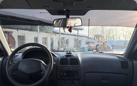 Hyundai Accent II, 2008 год, 310 000 рублей, 2 фотография