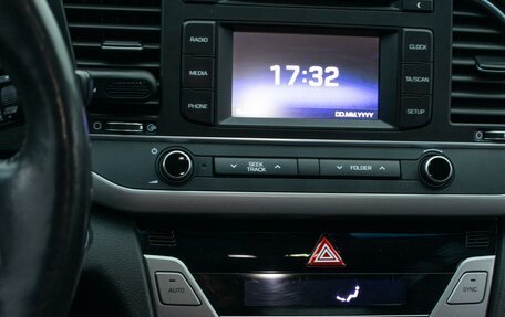 Hyundai Elantra VI рестайлинг, 2018 год, 1 349 000 рублей, 16 фотография