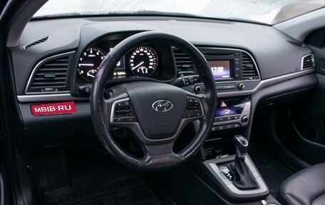 Hyundai Elantra VI рестайлинг, 2018 год, 1 349 000 рублей, 6 фотография