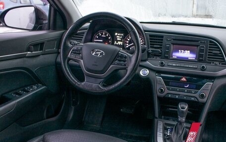 Hyundai Elantra VI рестайлинг, 2018 год, 1 349 000 рублей, 13 фотография