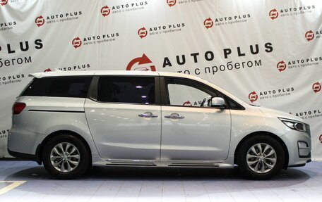 KIA Carnival III, 2018 год, 2 599 000 рублей, 6 фотография