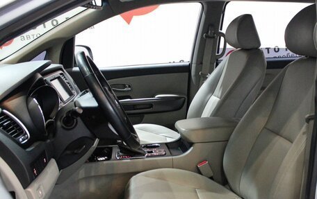 KIA Carnival III, 2018 год, 2 599 000 рублей, 8 фотография