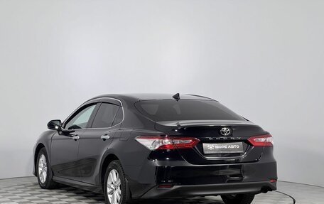 Toyota Camry, 2019 год, 2 200 000 рублей, 7 фотография