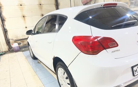 Opel Astra J, 2013 год, 700 000 рублей, 6 фотография