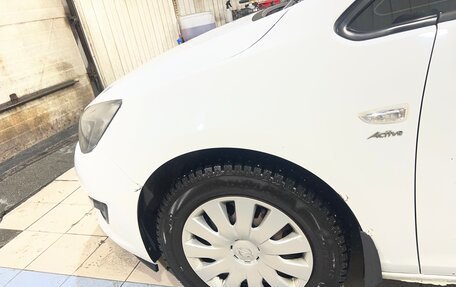 Opel Astra J, 2013 год, 700 000 рублей, 11 фотография