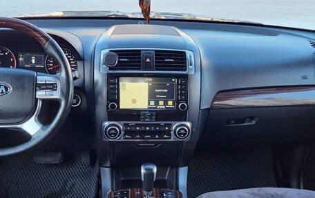 KIA Mohave I, 2017 год, 3 050 000 рублей, 10 фотография