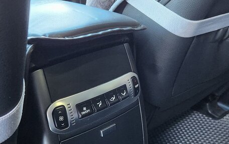 KIA Mohave I, 2017 год, 3 050 000 рублей, 13 фотография