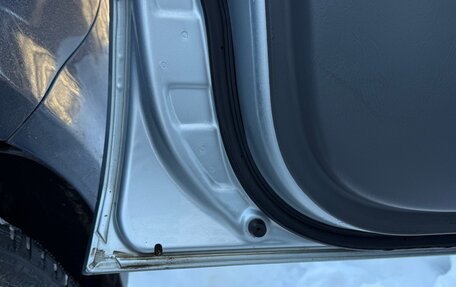 Toyota Land Cruiser Prado 120 рестайлинг, 2008 год, 2 050 000 рублей, 12 фотография