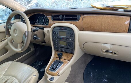 Jaguar X-Type I рестайлинг, 2005 год, 410 000 рублей, 13 фотография