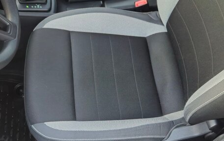 Skoda Rapid I, 2018 год, 1 357 000 рублей, 19 фотография