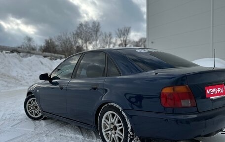 Audi A4, 1995 год, 310 000 рублей, 4 фотография