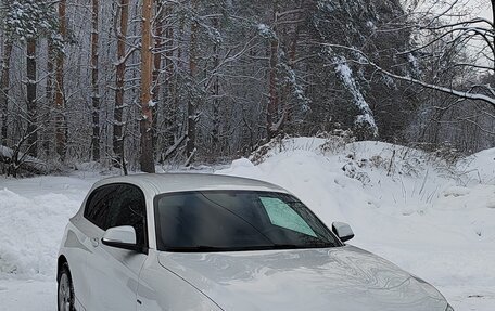 BMW 1 серия, 2012 год, 1 200 000 рублей, 1 фотография