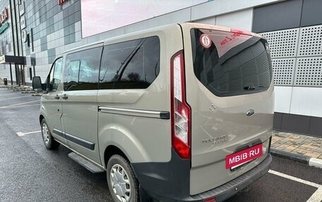 Ford Tourneo Custom I рестайлинг, 2017 год, 1 999 000 рублей, 5 фотография
