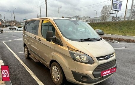 Ford Tourneo Custom I рестайлинг, 2017 год, 1 999 000 рублей, 4 фотография