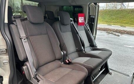 Ford Tourneo Custom I рестайлинг, 2017 год, 1 999 000 рублей, 8 фотография