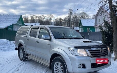Toyota Hilux VII, 2014 год, 2 600 000 рублей, 3 фотография