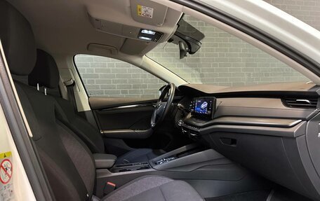 Skoda Octavia IV, 2021 год, 2 250 000 рублей, 12 фотография